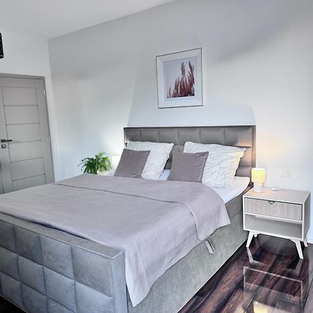 Apartments Sered Sered' Экстерьер фото